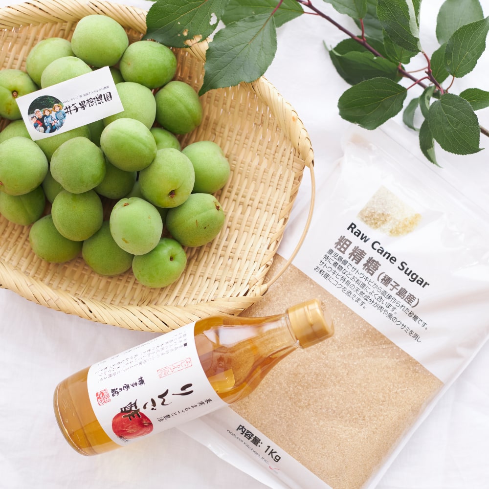 青梅…1kg
砂糖…1kg
りんご酢…100ml